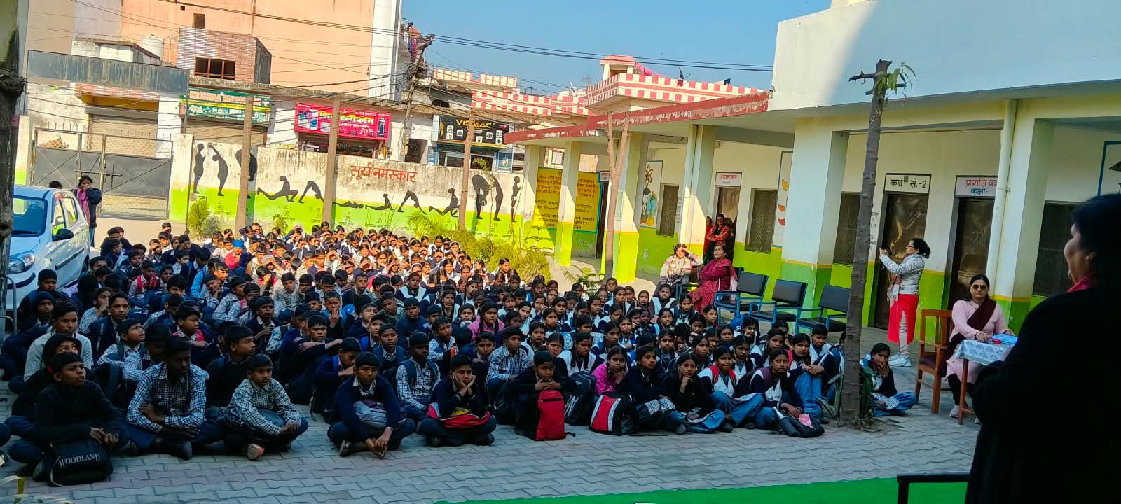 Ek Zraa Si Koshish — programme photo 2
